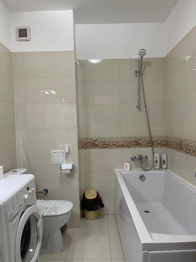 Renting Solutions Iulius Mall ยาช ภายนอก รูปภาพ